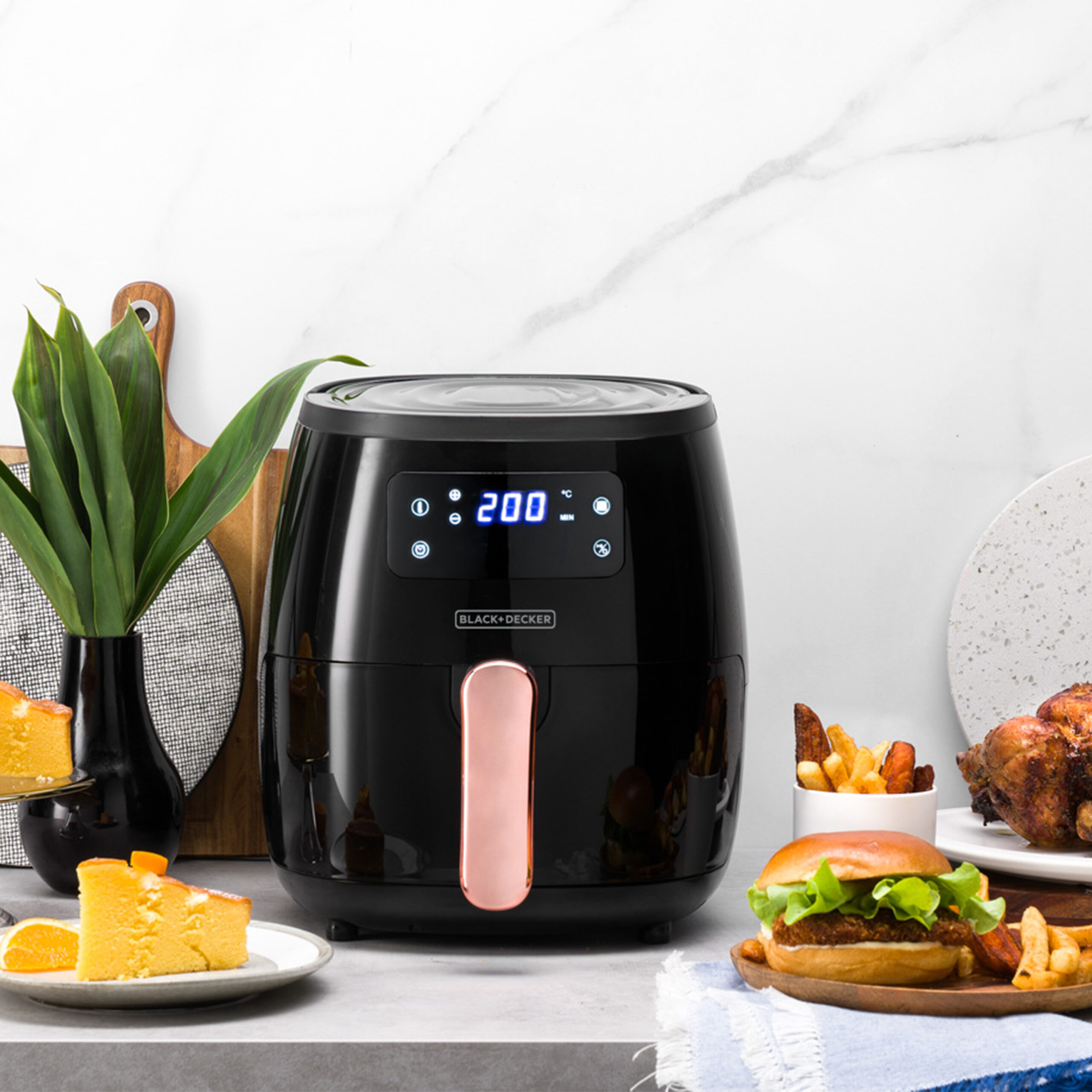 Black + Decker freidora de aire digital 5.7L negra HFD5055B - Imagen 4